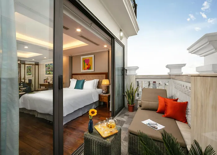 Hanoi Dalvostro Valentino & SpaSpa Hotel